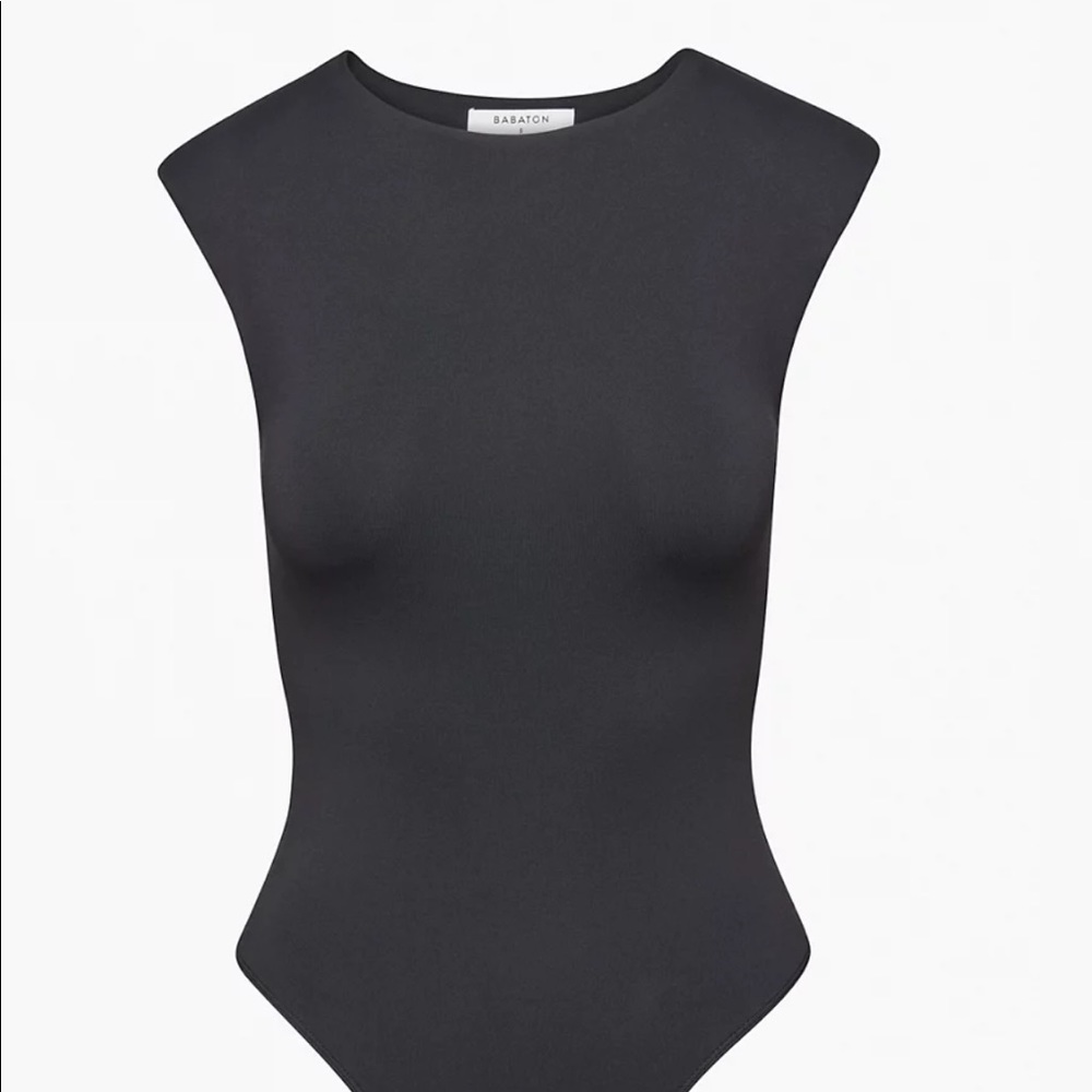 Aritzia Babaton shoulder pad bodysuit